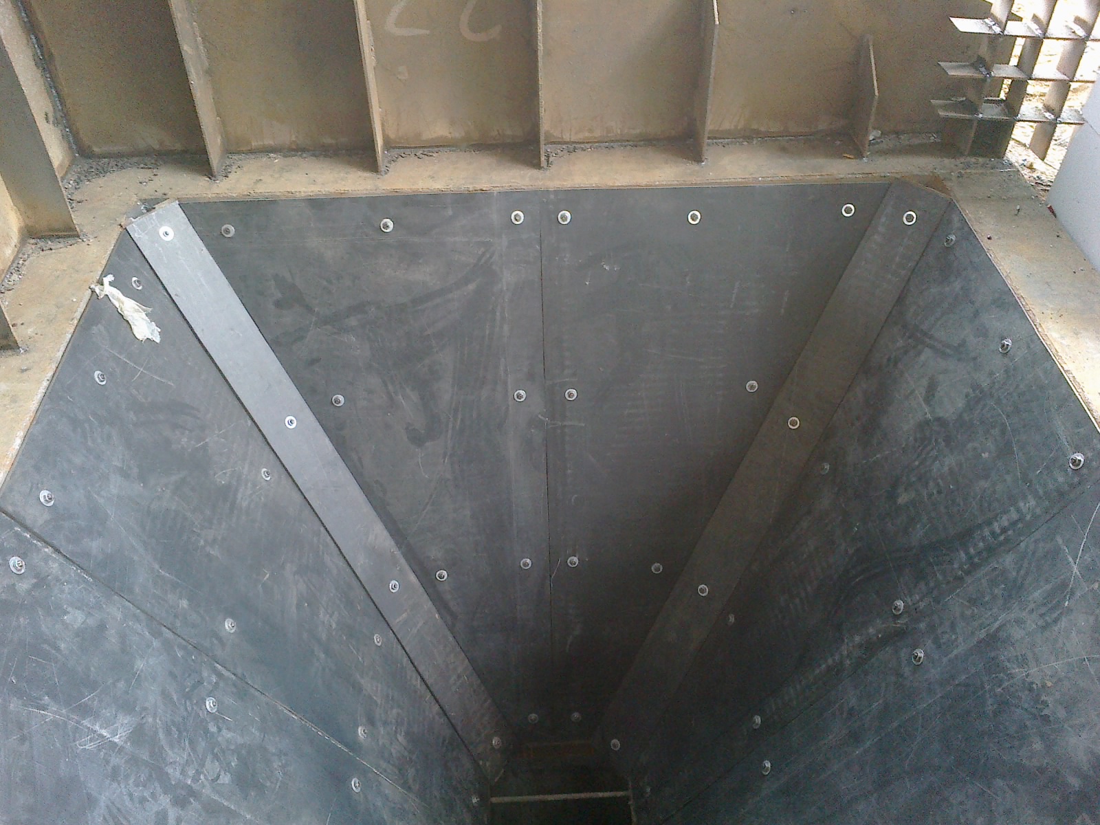 煤仓耐磨衬板
